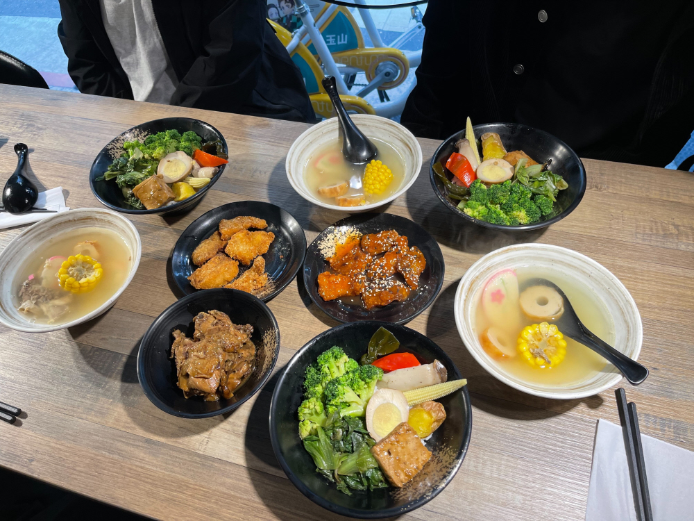 Studentenfreundliche Foodtour in Taipei