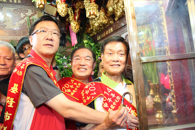 Reise zum Zhongyuan-Fest nach Hsinchu