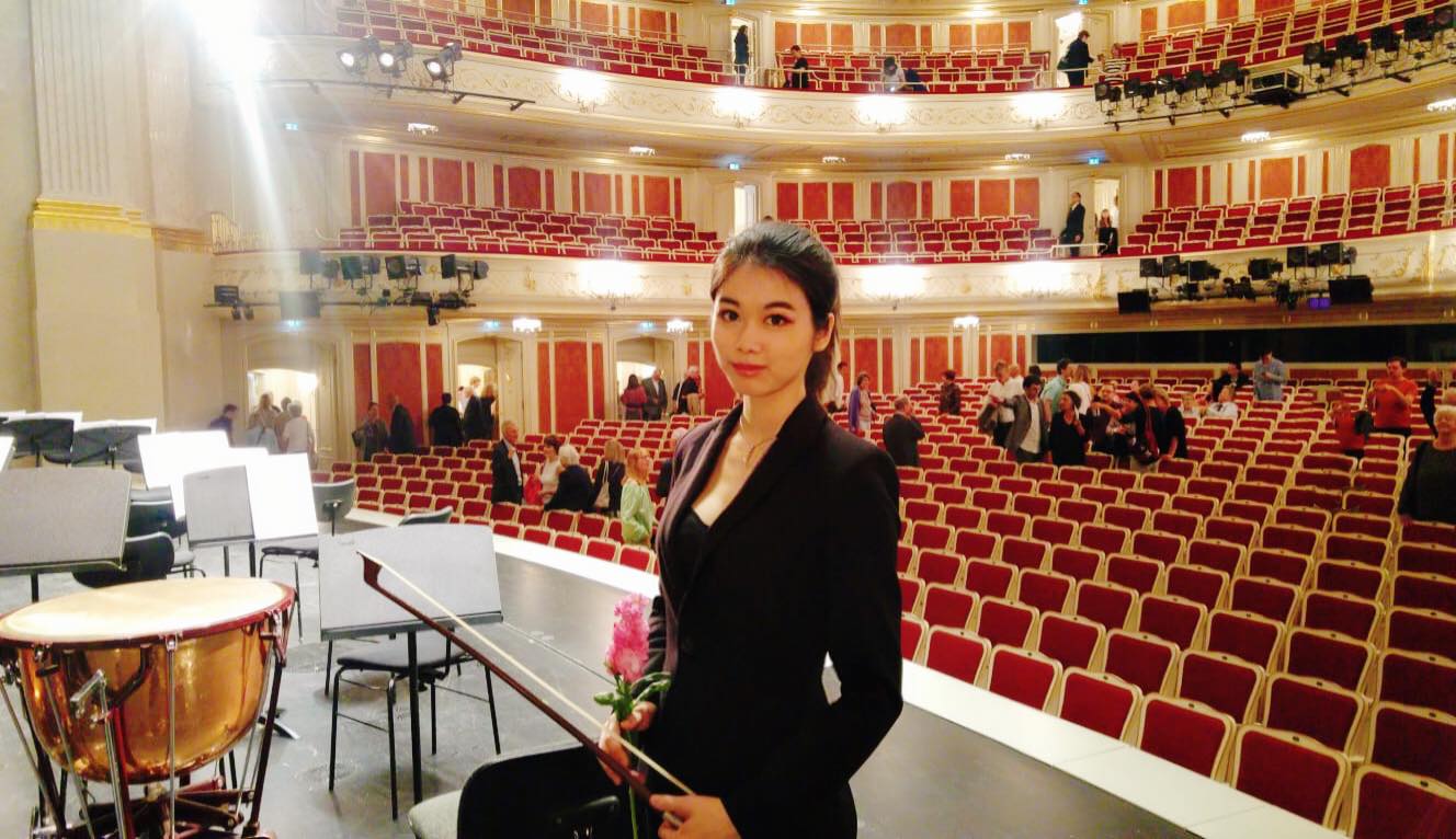 Interview mit der Kontrabassistin Lin Chia-Chen Interview mit der Kontrabassistin Lin Chia-Chen