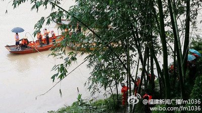 Taiwanischer Reisebus in Südchina verunglückt
