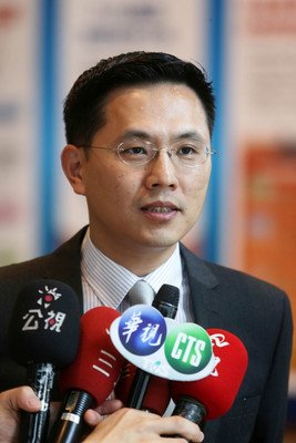KMT entzieht ehemaligem Vize-Landrat Parteimitgliedschaft
