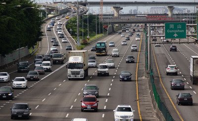 Überfüllte Autobahnen zum Ende des Mondfestes erwartet