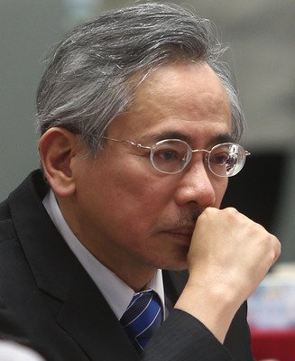 Premier: Gesundheitsminister will Verantwortung übernehmen