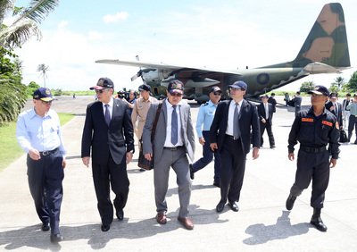 Verteidigungsminister Yen Ming besucht Taiping-Insel