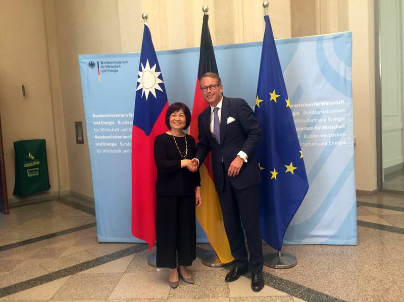 Entwicklungsministerin wegen Datenschutzverordnung in Europa: “wertschätzender” Empfang in Deutschland