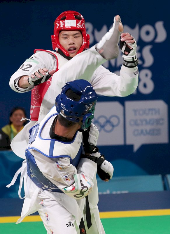 Jugendspiele: Silber im Taekwondo