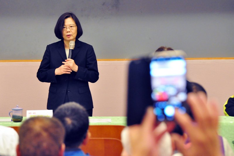 Präsidentin Tsai räumt Fehler bei der Kommunikation ihrer Politik ein