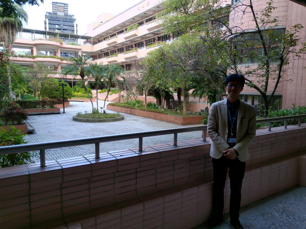 Schulalltag in Taiwan - Der Direktor der Dahu Grundschule