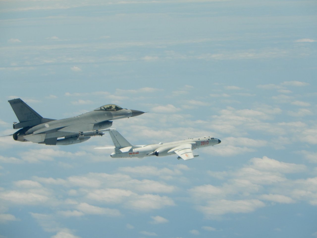 Chinesische Kampfflugzeuge in Taiwans Luftraum