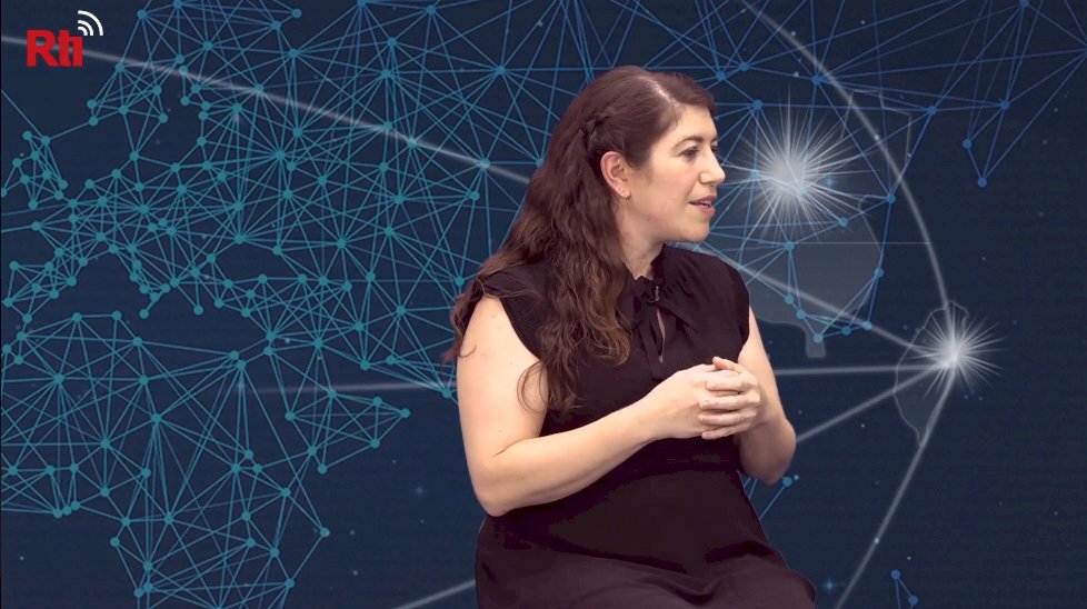 Im Gespräch: AIT-Sprecherin Amanda Mansour,