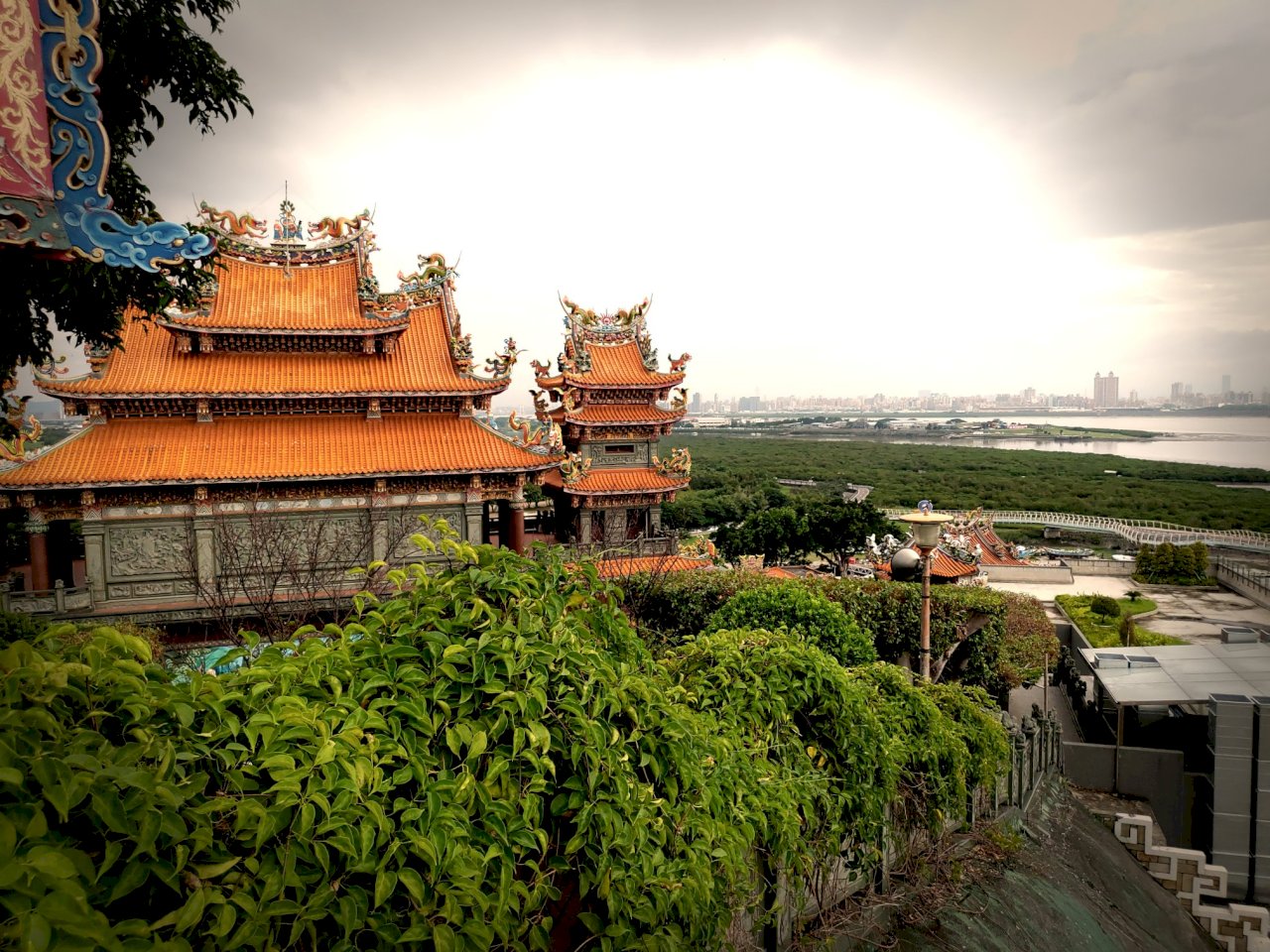 Besuch in Taipehs Tempel 1