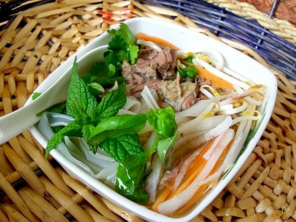 Vietnamesische Suppen