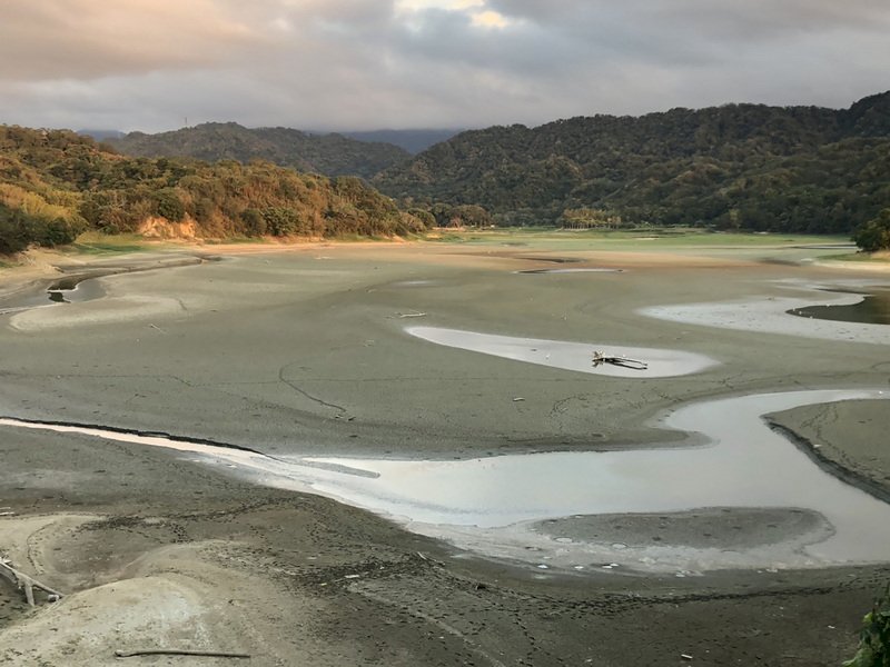 Taifunloses Jahr verschärft Wasserknappheit