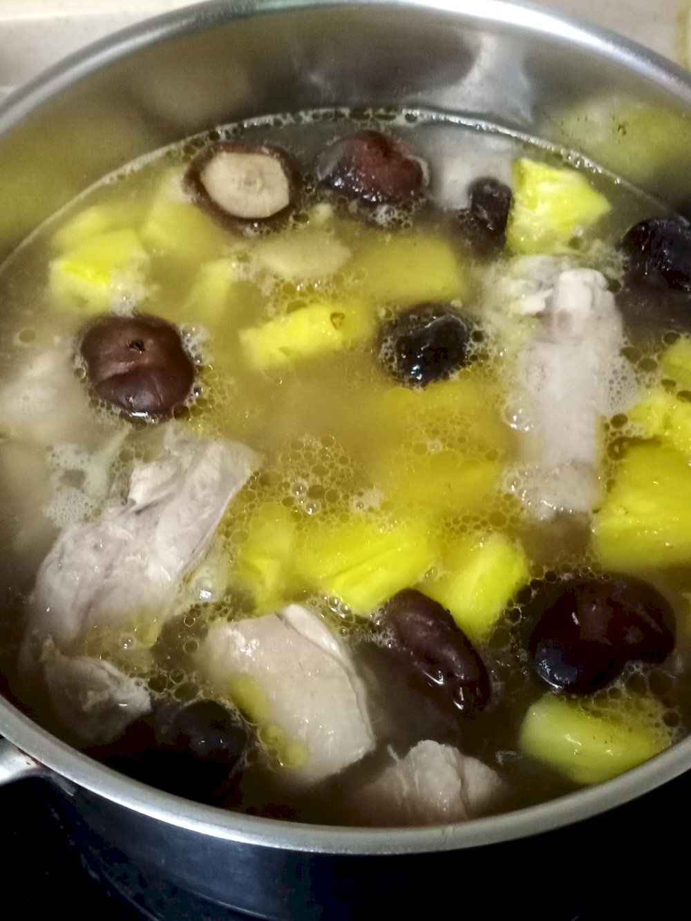 Kochen mit Ananas