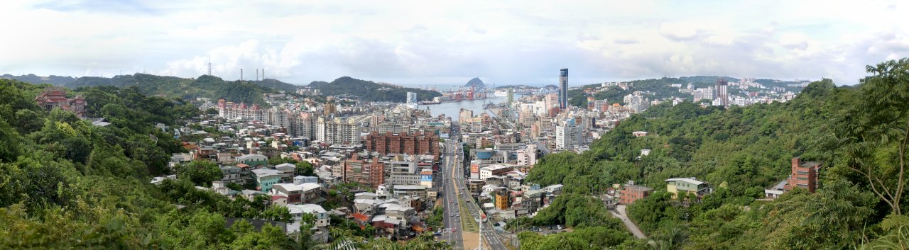 Keelung: Vom Nachtmarkt zum Felsenstrand