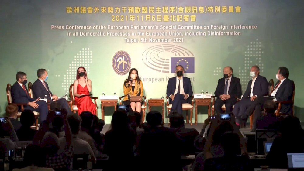 Delegation des EU-Parlaments besucht Taiwan