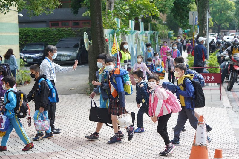 Erster Impfstoff gegen COVID-19 für Kinder unter 12 Jahren genehmigt