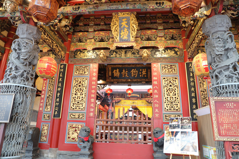 Arbeit im Tempel