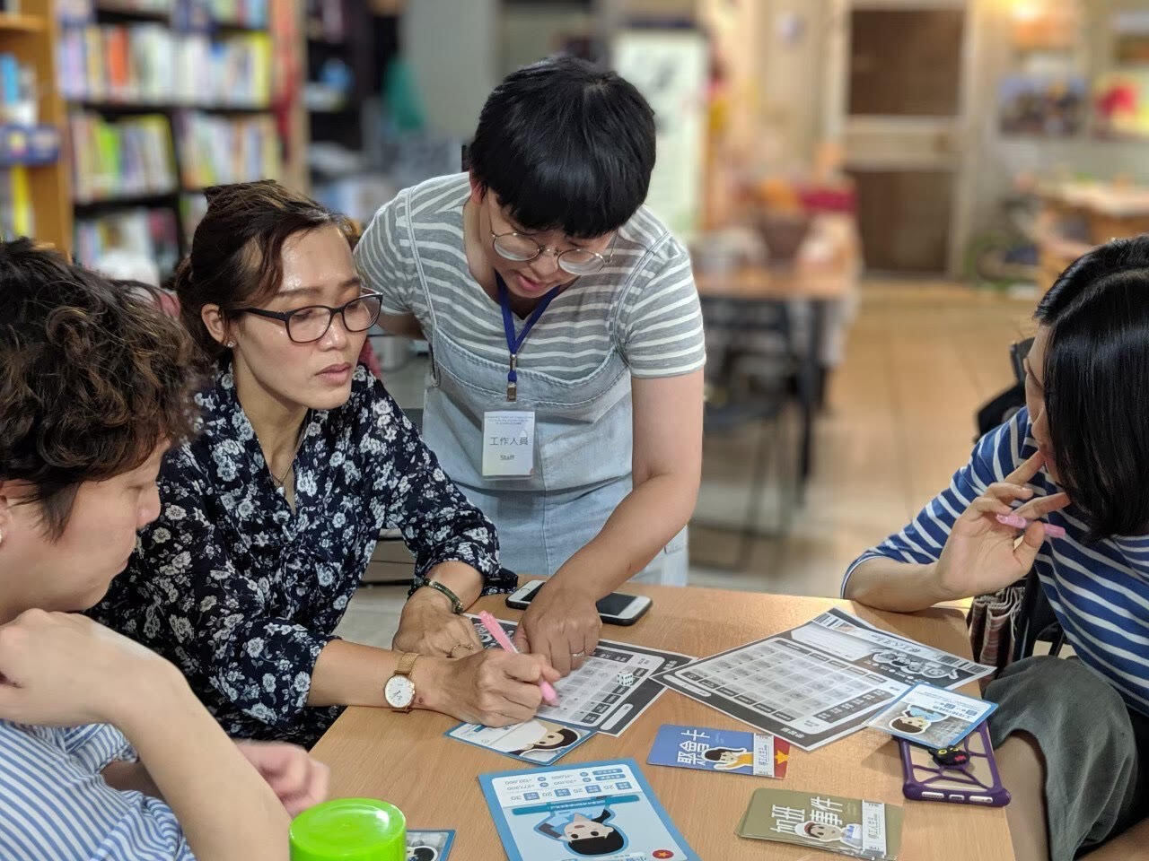 Annie Kuan: Brettspiel zeigt Probleme von Wanderarbeitern auf
