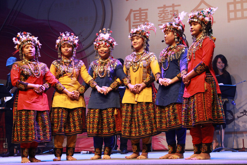 Der Taiwu Chor und Daniel Ho