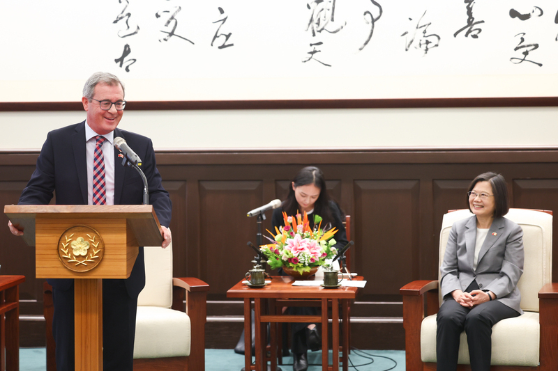 Tsai Ing-wen empfängt eine Delegation des kanadischen Parlaments