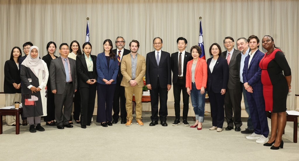 CEO der US Human Rights Foundation besucht Taiwan