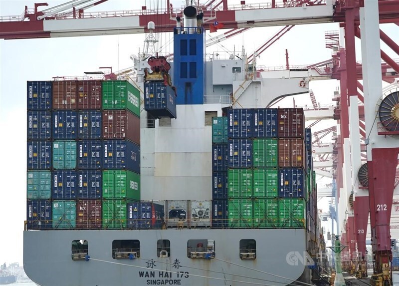 Taiwans Exportaufträge fallen den 14. Monat in Folge