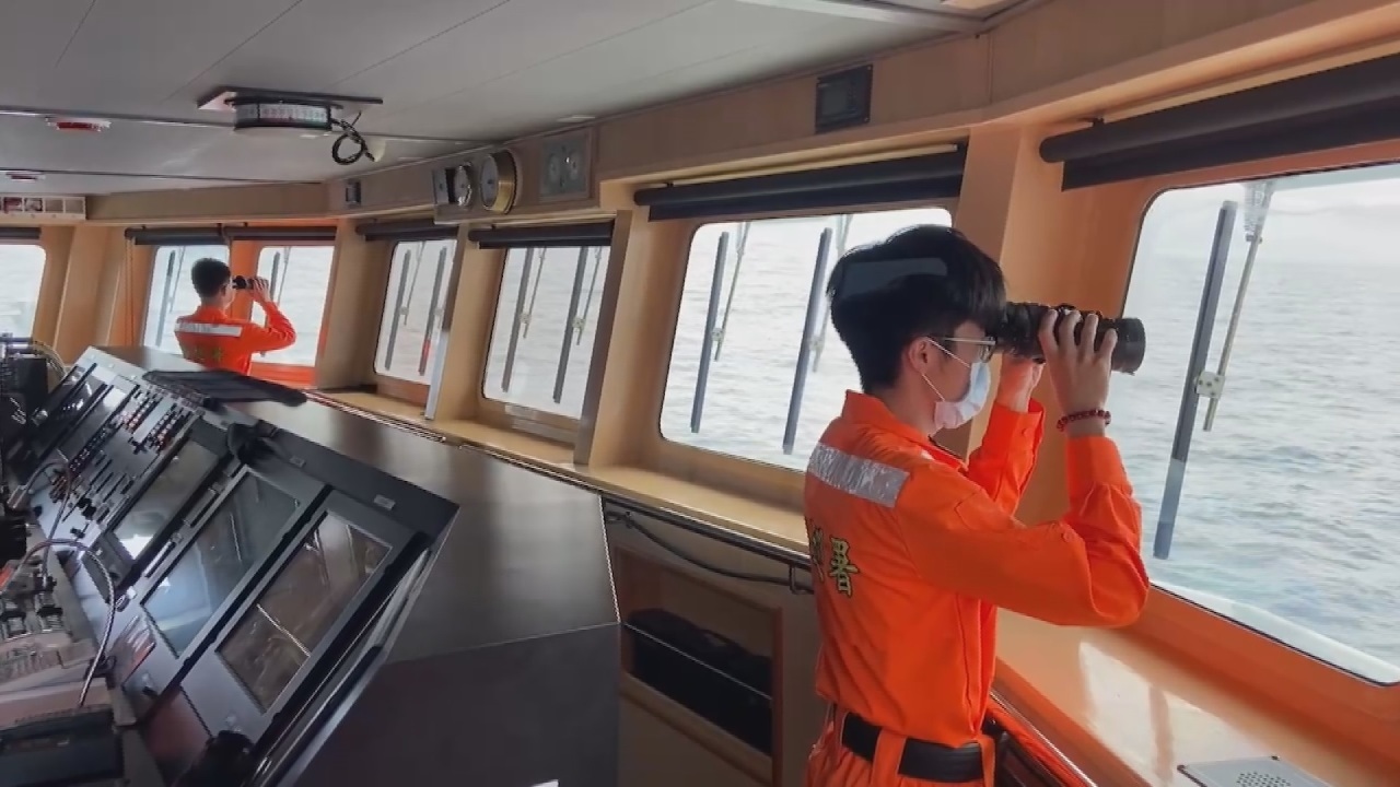 Suche nach auf See verlorenen Matrosen der taiwanischen Marine im Gange