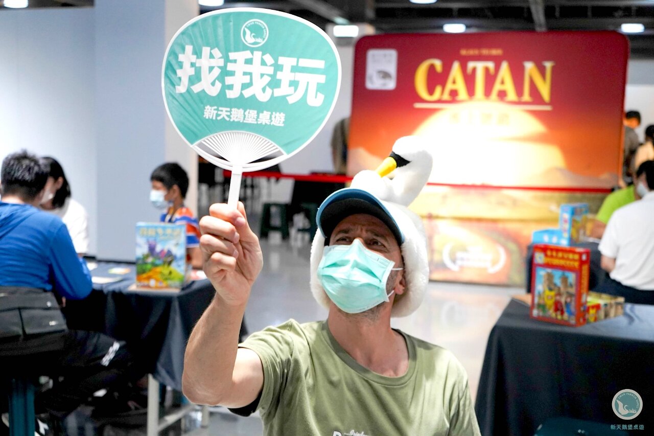 Yoyo Long über SwanPanasia: Die Anfänge waren nicht einfach