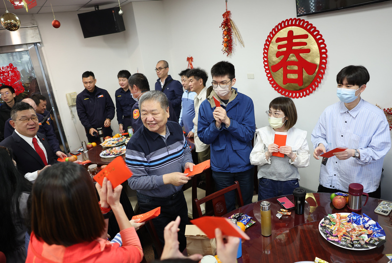 Reflektionen aus Taiwan: Geldgeschenke