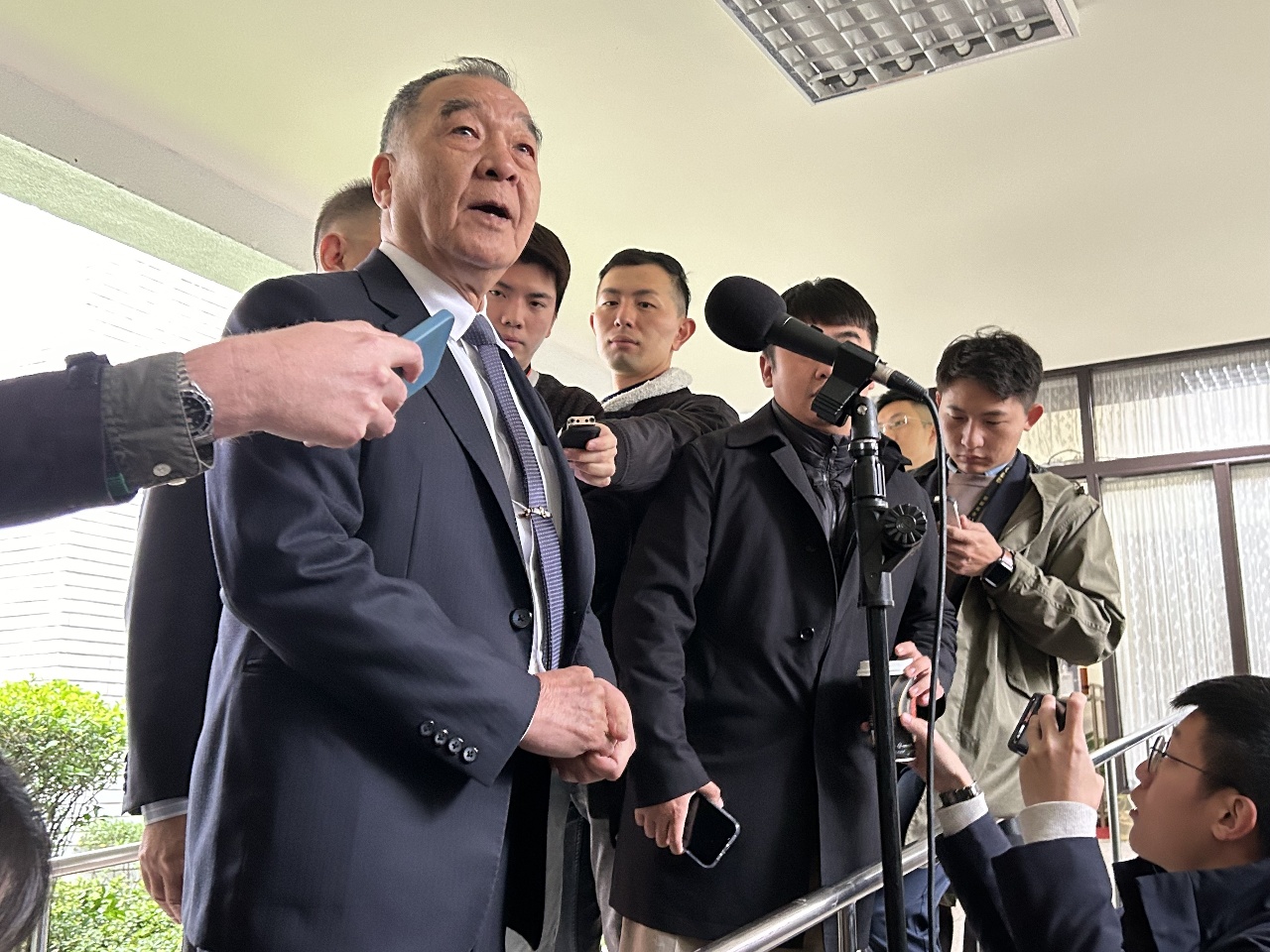 Verteidigungsminister: Chinas Leugnung der Mittellinie erhöht Druck