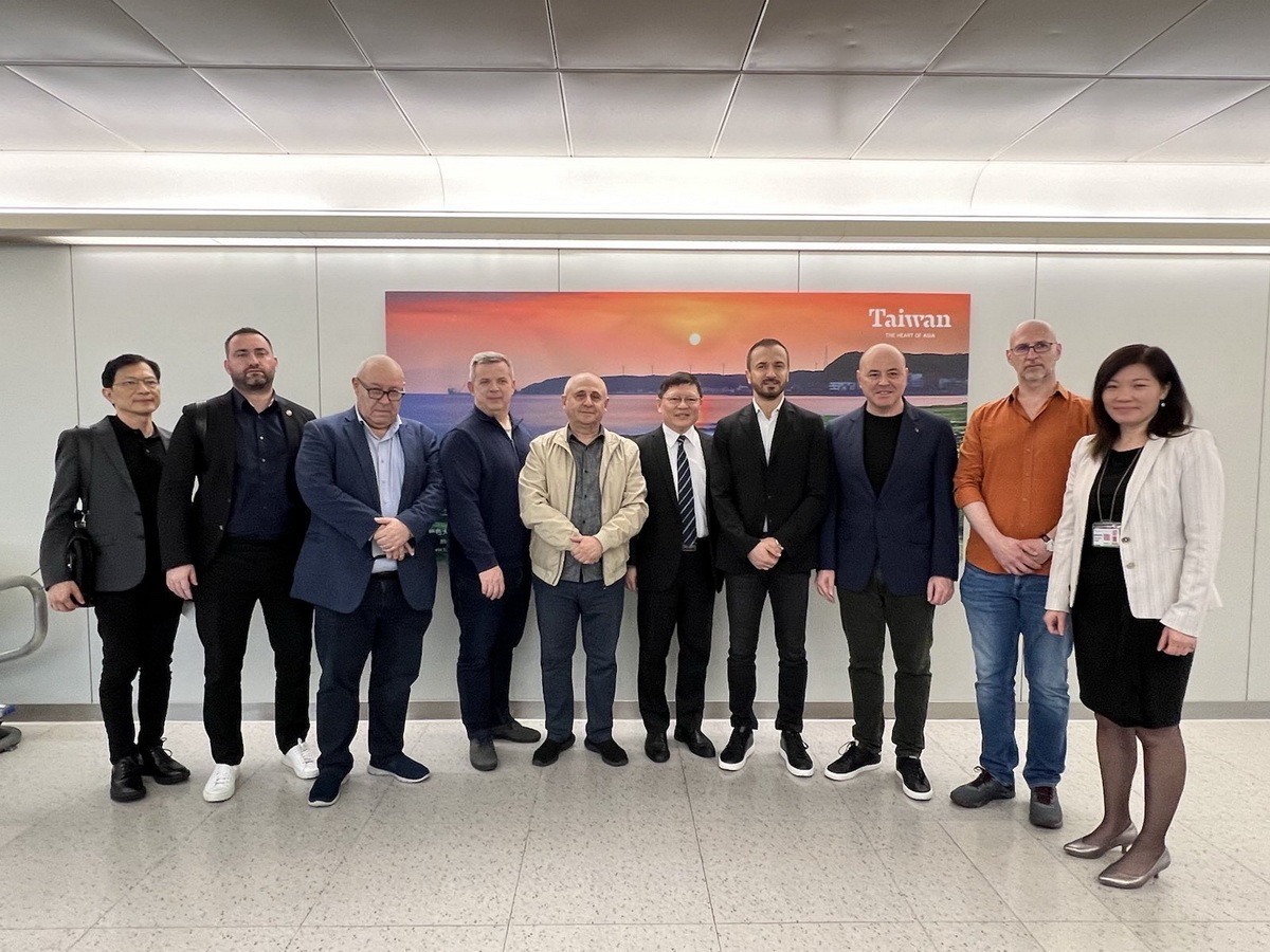 Delegation des Parlaments von Rumänien in Taiwan eingetroffen