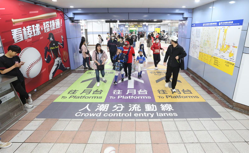 Verkehrsminister: 10 Millionen Touristen erwartet, Chinesen bleiben weiter aus