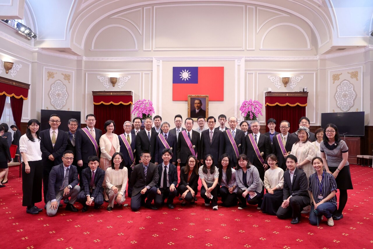 Präsidentin Tsai zeichnet 22 Personen aus und dankt Nationalem Sicherheitsteam