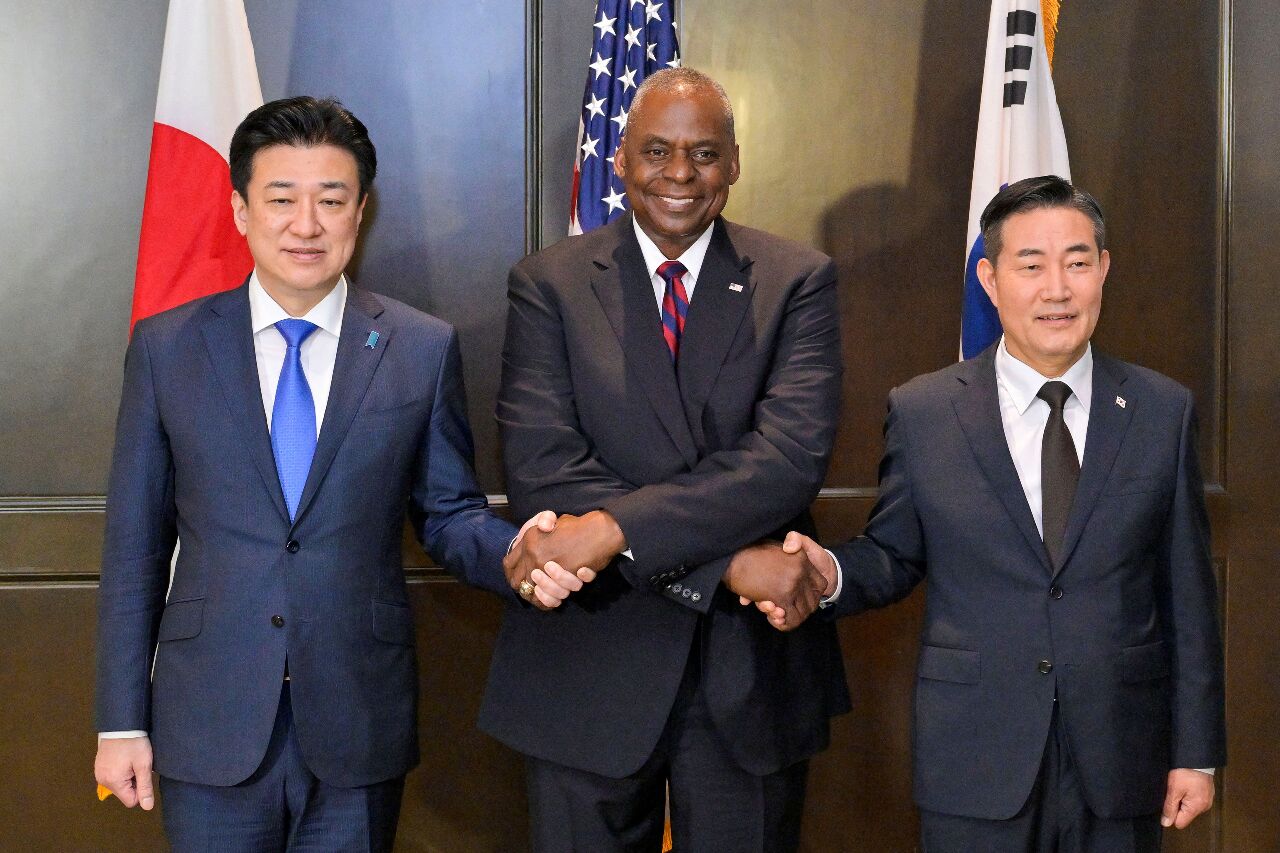 Verteidigungsminister der USA, Japans und Südkoreas sprechen über regionale Sicherheit