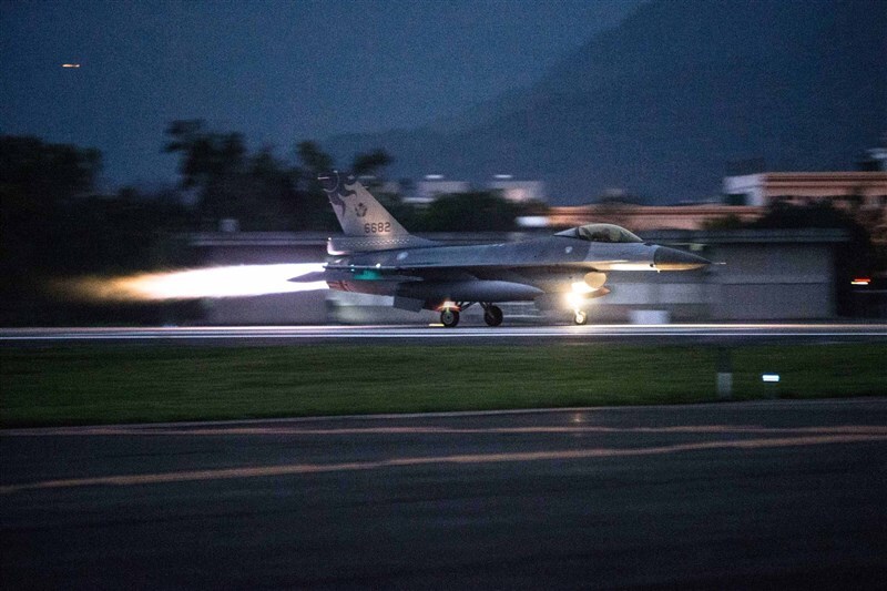 Taiwans Luftwaffe führt groß angelegte gemeinsame Luftverteidigungsübungen durch