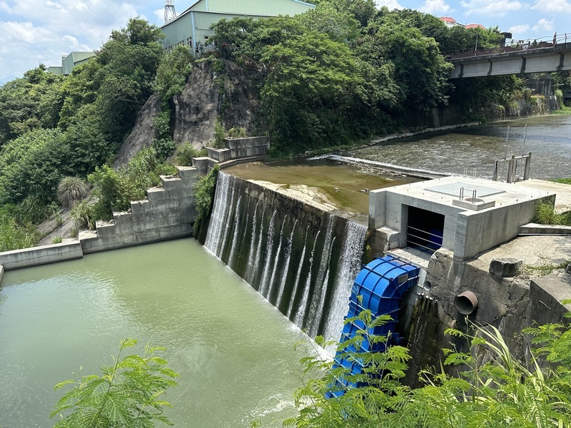 Erstes Gemeinde-betriebenes Kleinwasserkraftwerk in Taichung
