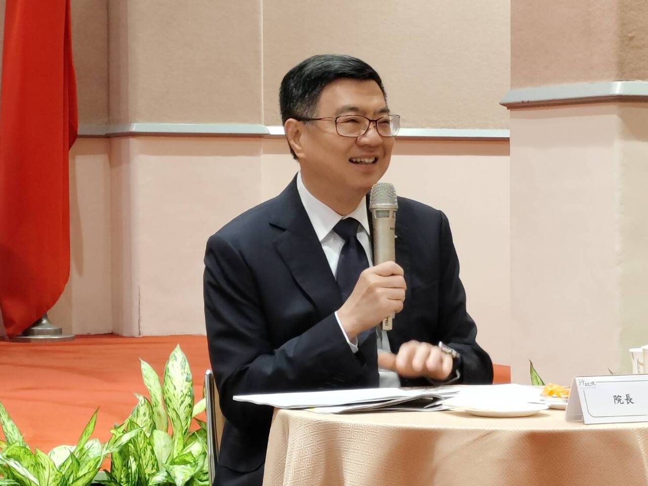 Trump fordert Schutzgeld von Taiwan, Premierminister betont Bereitschaft zur Verantwortung
