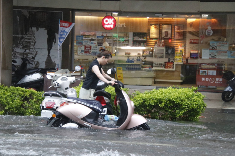 Taifun Gaemi ist über Taiwan gezogen