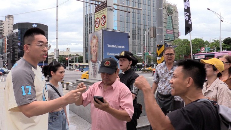Proteste in Taipei gegen Chinas Nationalfeiertag