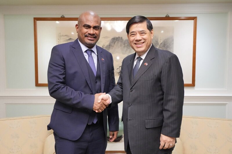 Delegation aus Belize zu Besuch in Taiwan