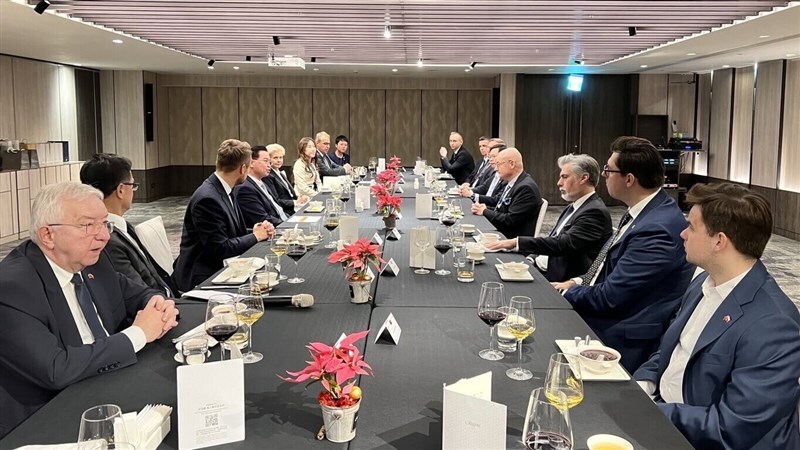 Außenministerium begrüßt polnische Delegation