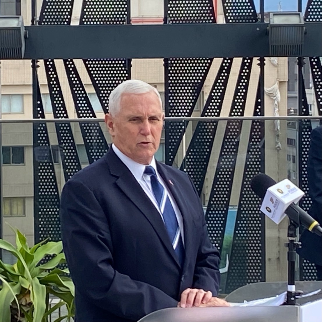 Ehemaliger US-Vizepräsident Pence besucht Taiwan