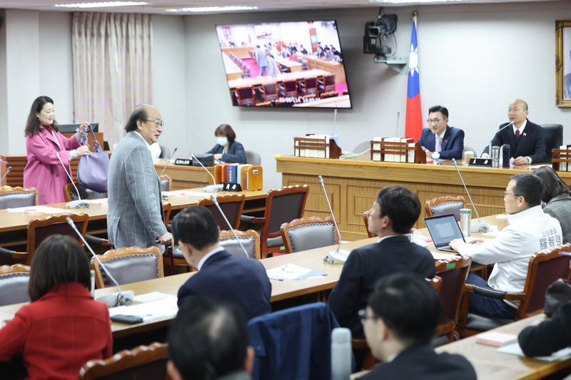 Taiwanisches Parlament verhandelt über neue Abstimmung zu Abwahlrechtsänderung
